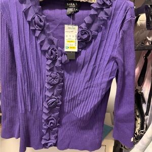 Sara L Women's Purple V-Neck Sweater